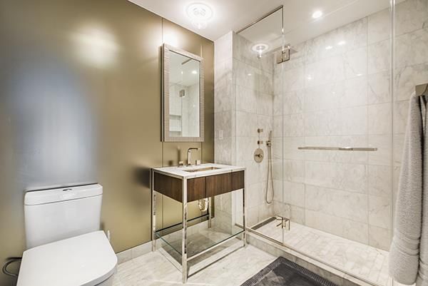 $6,800 | 135 West 52nd Street, Unit 9F | Theater District