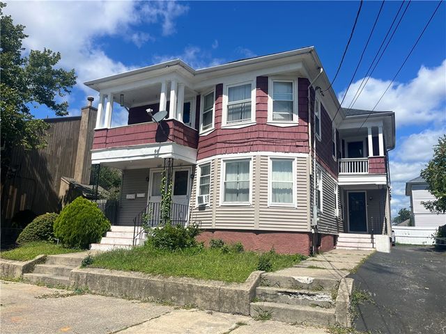 $2,000 | 167 Sisson Street, Unit 2 | Woodlawn