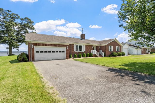 $585,000 | 216 Bayshore Drive | Nixonton Township - Pasquotank County