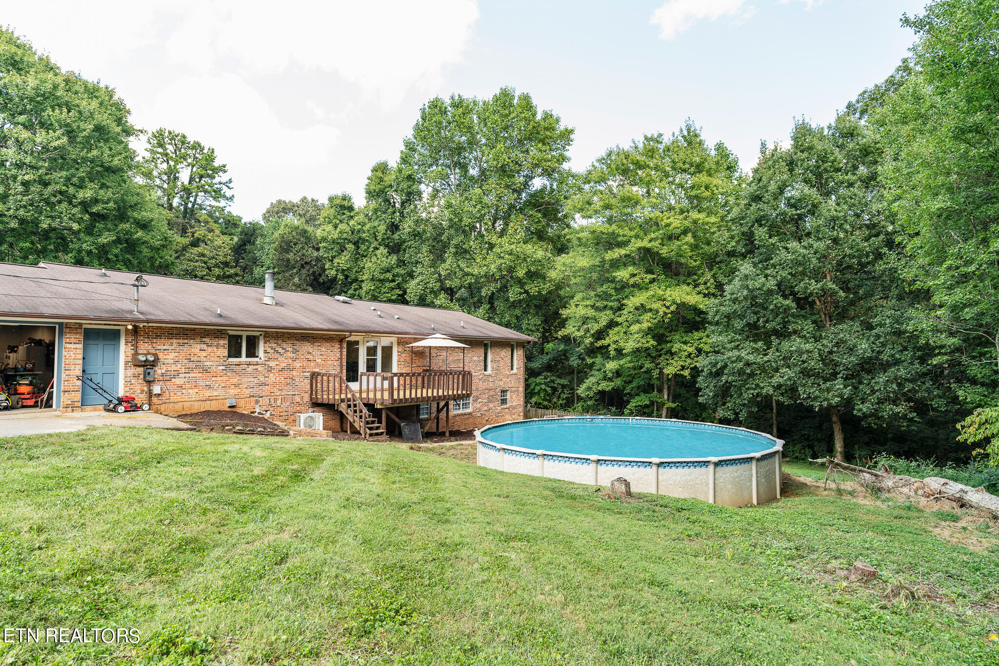 6720 Ridgeview Road, Knoxville, TN 37918 | Compass