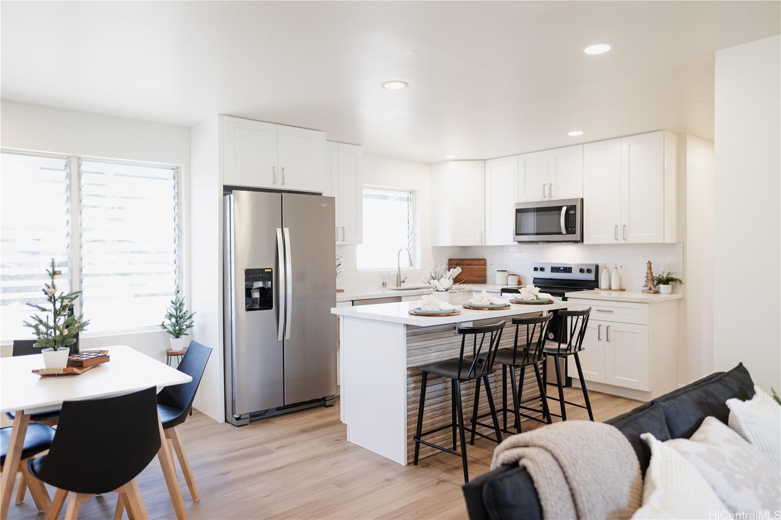 Main living area overview, welcome to 84-632 Lahaina St.