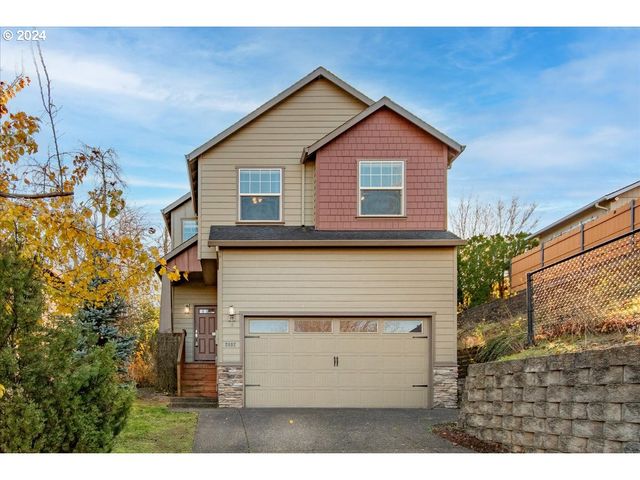 $439,950 | 2092 Southwest Thomas Place | Hunters Highland