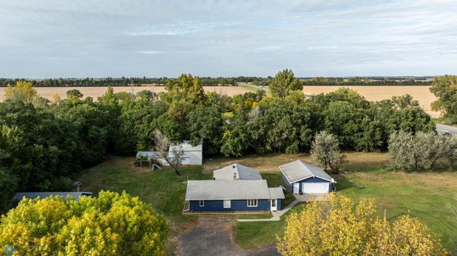 $340,000 | 13942 15th Avenue North | Spring Prairie Township - Clay County