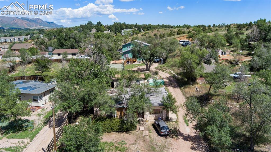 an aerial view of multiple house