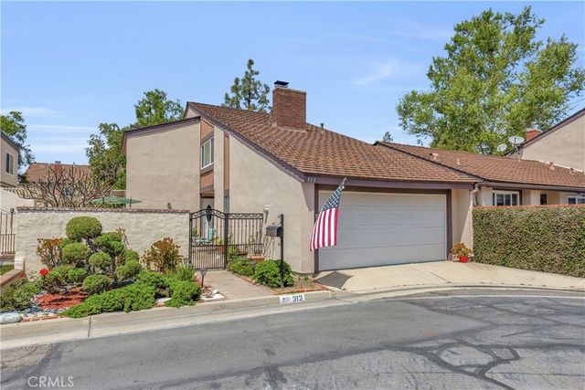 $905,000 | 313 El Camino Lane | Placentia