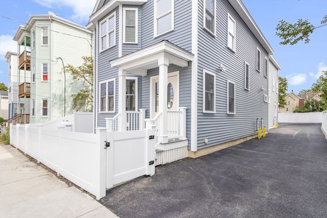 $699,000 | 45 Holyoke Street, Unit A | Faulkner