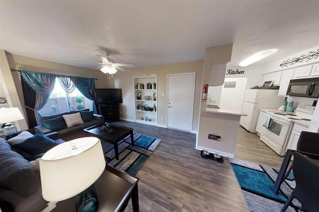 $1,299 | 8455 Will Clayton Parkway, Unit 208 | Humble