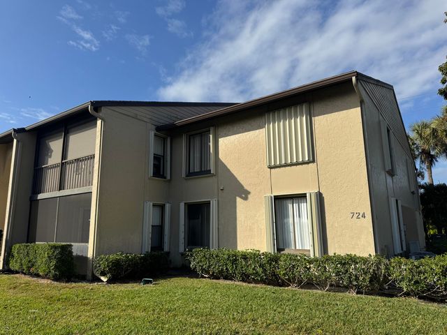 $260,000 | 724 Sunny Pine Way, Unit B1 | Pine Ridge North