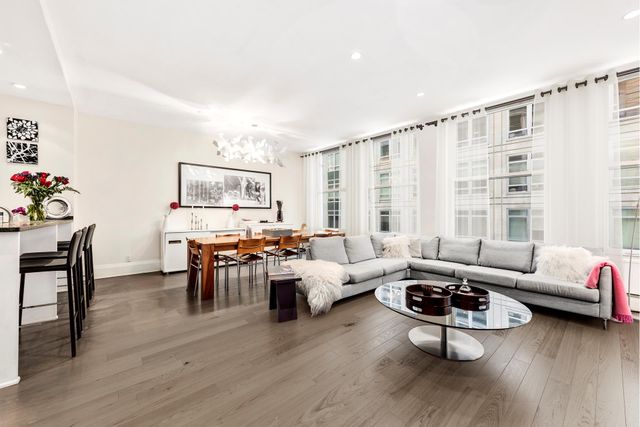 $1,990,000 | 102 Fulton Street, Unit 4E | Financial District