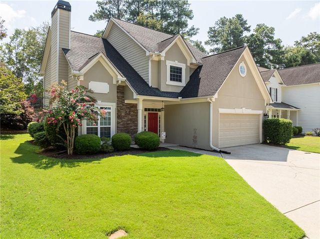 $469,900 | 2124 Berryhill Circle Southeast | Paces Lake West