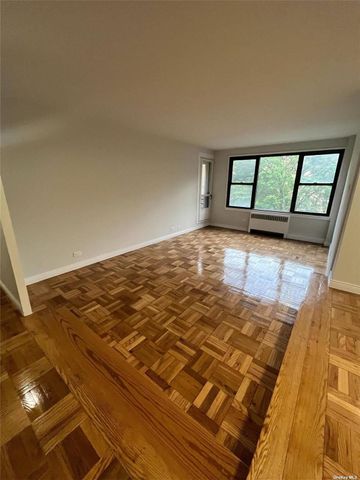 $3,400 | 98-25 64th Road, Unit 4G | Rego Park