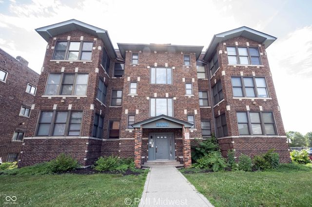 $749 | 3707 North Meridian Street, Unit 2C | Mapleton-Fall Creek