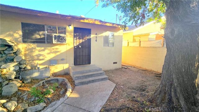 $1,595 | 656 North Fillmore Place | Pomona