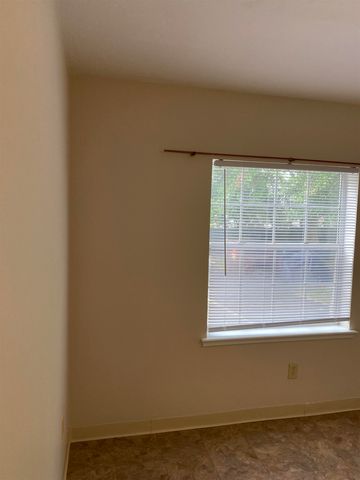 $950 | 1225 South Gadsden Street, Unit 1 | Myers Park