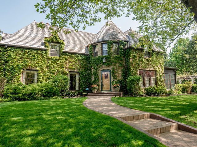 $1,250,000 | 1335 West Beechwood Place | Highland