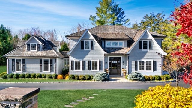 $4,650,000 | 89 Stewart Road | Short Hills Park Historic District