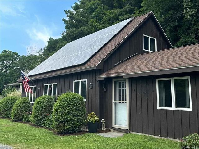 $350,000 | 187 Tunnel Hill Road | Canaan