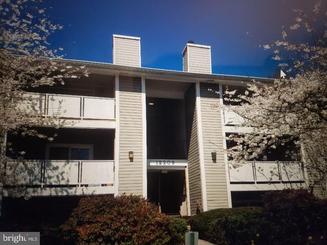 $1,975 | 12209 Peach Crest Drive, Unit 903K | Germantown