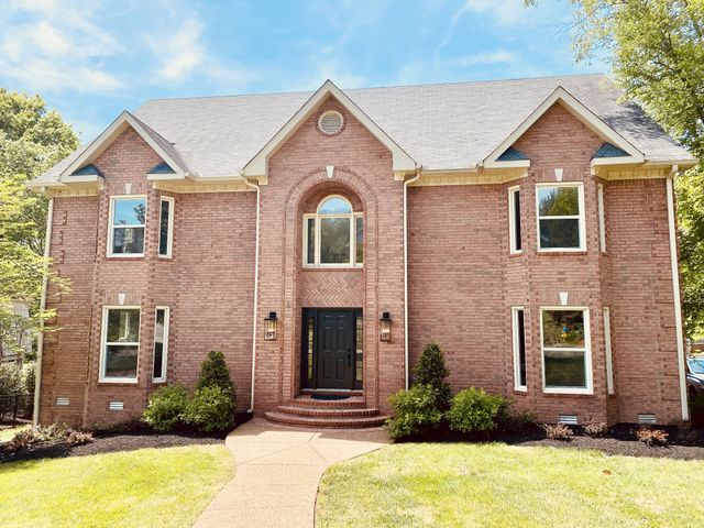 $1,300,000 | 171 Sturbridge Drive | Central Franklin