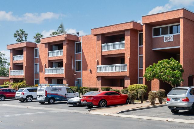 $498,000 | 1030 East Washington Avenue, Unit 127 | Central Escondido