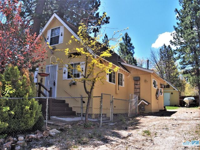 $398,000 | 40235 Guinan Lane | Big Bear Lake