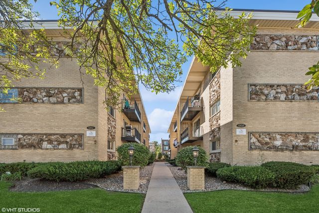 $225,000 | 6852 North Northwest Highway, Unit 1C | Edison Park