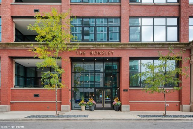 $1,175,000 | 676 North Kingsbury Street, Unit 201 | River North