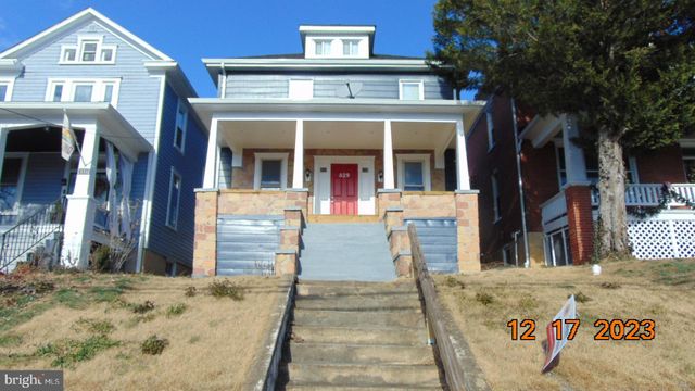 $2,195 | 529 West Potomac Street | Brunswick