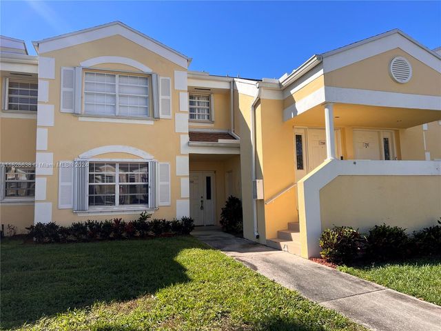 $225,000 | 2259 Southeast 27th Drive, Unit 104E | Homestead