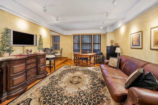 $499,000 | 123 East 37th Street, Unit 1B | Murray Hill