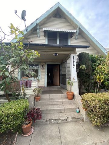 $800,000 | 1217 Normandie Avenue | Mid-Wilshire