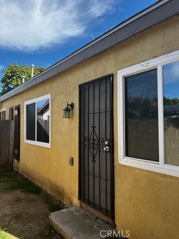 $2,100 | 413 East Pacific Street | South Carson