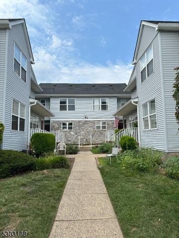 $360,000 | 144 Keswick Drive | Piscataway