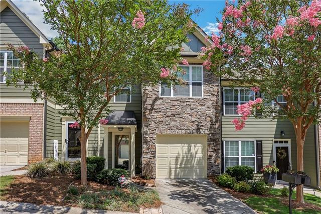 $259,999 | 2860 Ridgeview Drive | Greenbriar