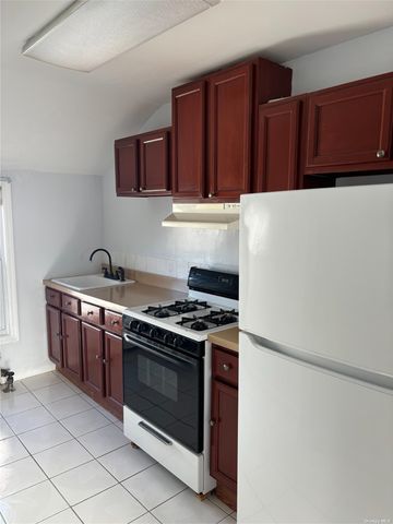 $1,800 | 188-31 Jordan Avenue, Unit 2 | Hollis