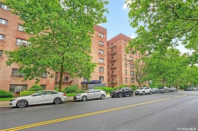 $285,000 | 29-50 137th Street, Unit LC | Flushing