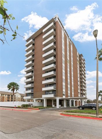 $369,999 | 715 South Upper Broadway | Downtown Corpus Christi