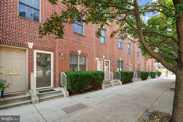 $639,000 | 2334 Fairmount Avenue, Unit A | Spring Garden