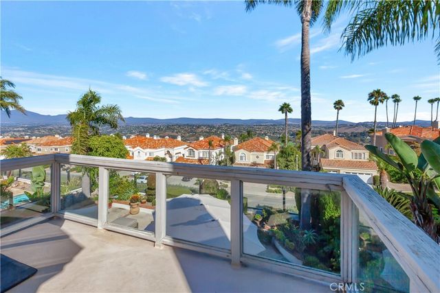 $2,299,000 | 30452 La Vue | West Laguna Niguel