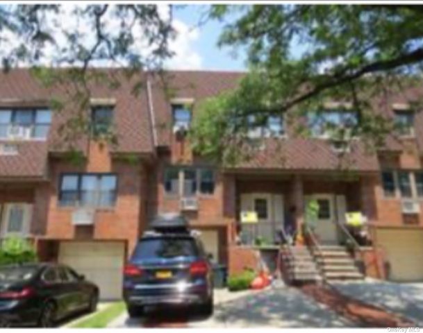 $2,800 | 240-27 69th Avenue | Douglaston