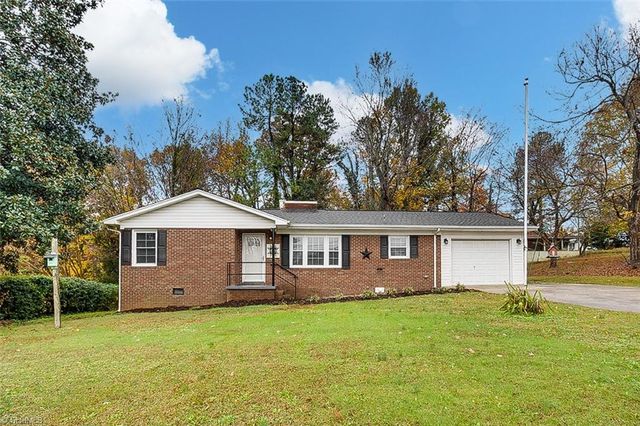 $239,000 | 216 Charles Avenue | Asheboro Township - Randolph County