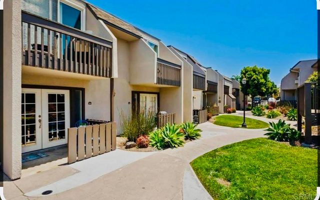 $2,100 | 6333 Mt Ada Road, Unit 276 | Clairemont Mesa East