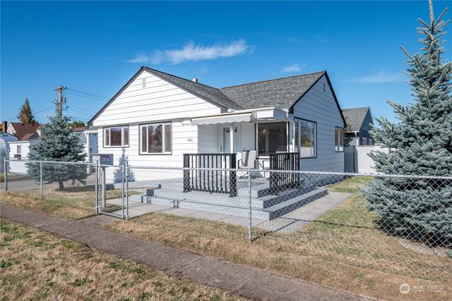 $369,900 | 941 19th Avenue | New West Side