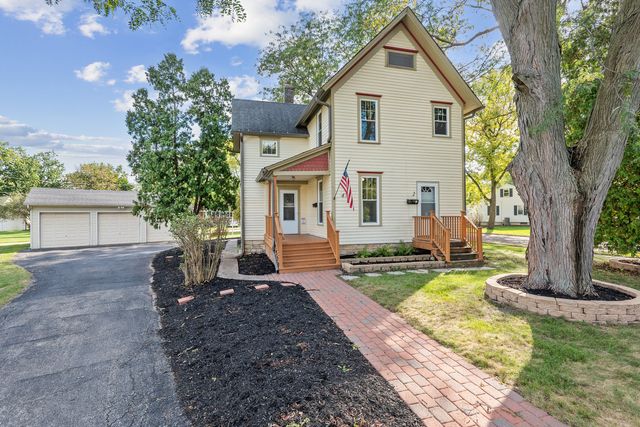 $349,900 | 470 Church Street | West Chicago