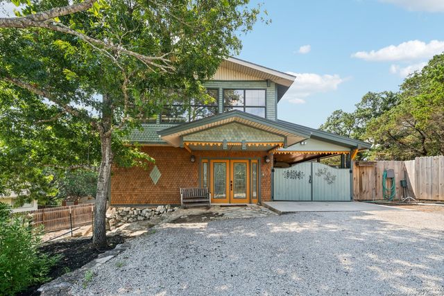 $449,000 | 700 Ramblewood Drive | East Canyon Lake