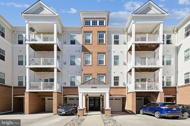 $455,000 | 24661 Woolly Mammoth Terrace, Unit 204 | Stone Ridge