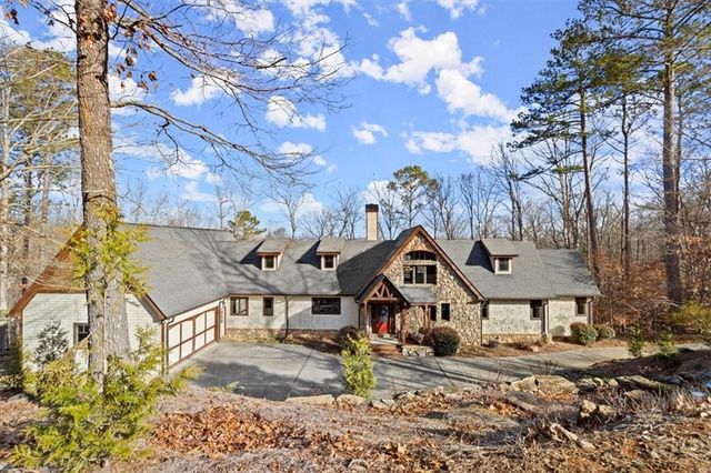 $1,075,000 | 8850 Matt Highway