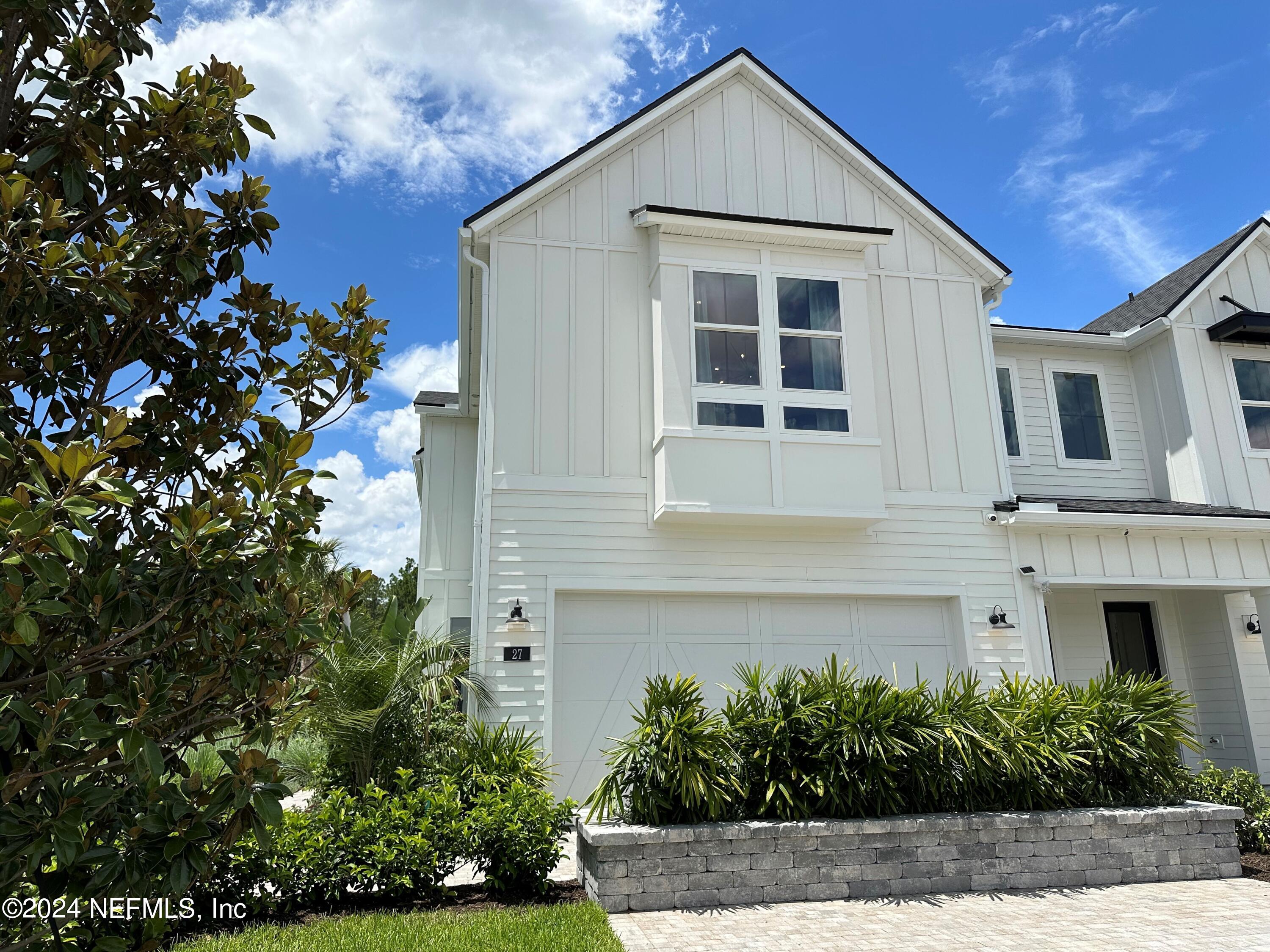 front view of house with a yard