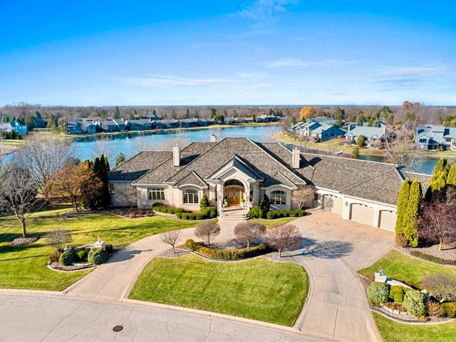 $2,100,000 | 1605 East Sonata Drive | Lake Largo