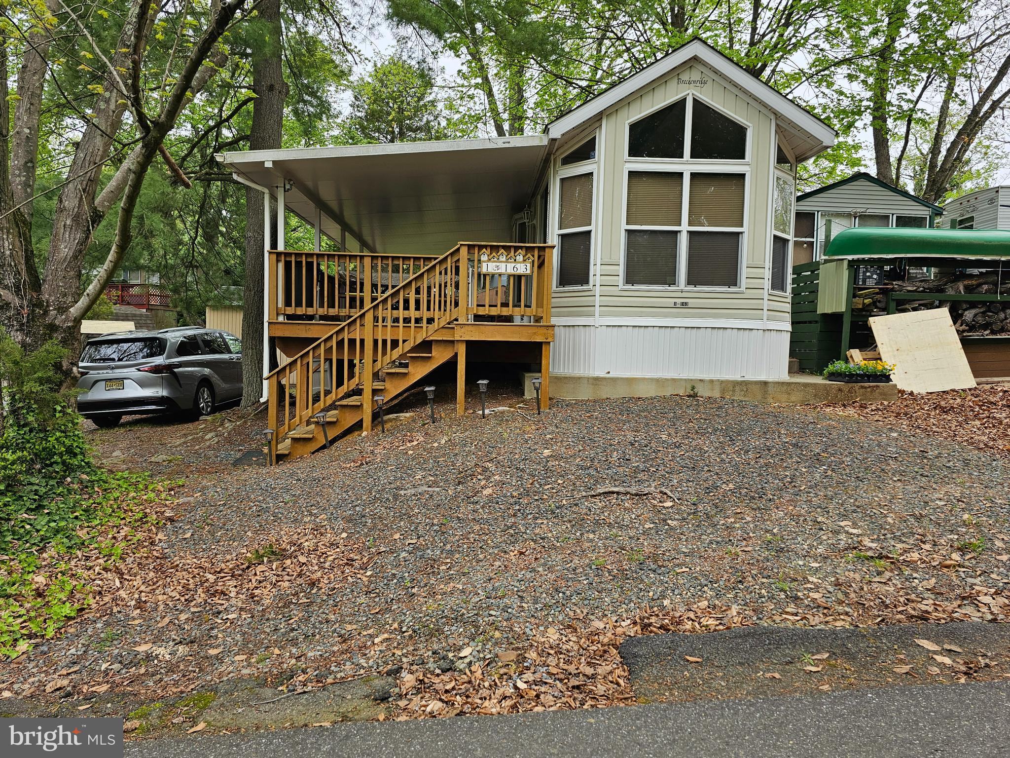 BRECKENRIDGE TRAILER WITH COVERED DECK